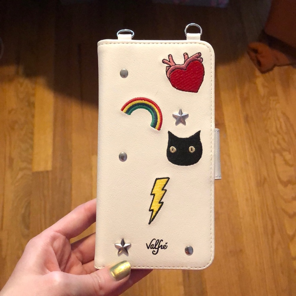 Valfré iPhone 8+ phone case and wallet